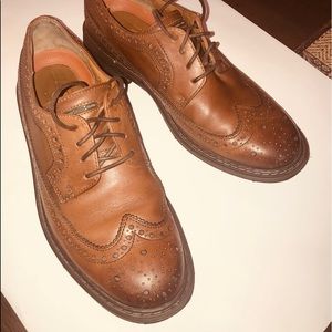 Clark’s wingtip oxfords